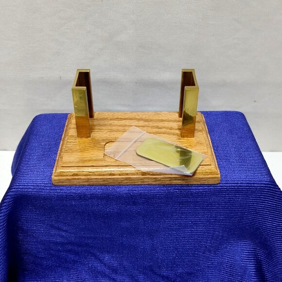 Olee Oak & Brass Business Card Holder Presentation Stand Display With Brass Name - Picture 2 of 11